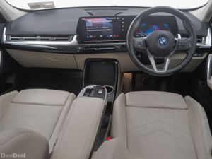 BMW iX1 xDrive30 xLine - Image 4