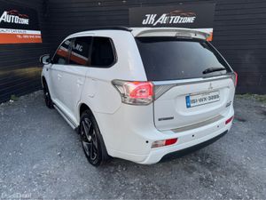 Mitsubishi Outlander 2.0 GX5HS PHEV 160BH 160BHP 5 - Image 4