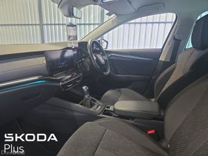 Skoda Octavia COMBI 2.0 TDI 115BHP STYLE - Image 4