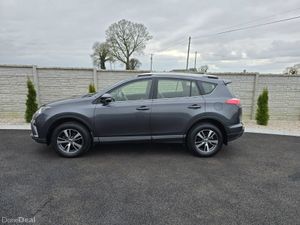 162 Toyota RAV4 2.0D4D Low Miles Like New - Image 4