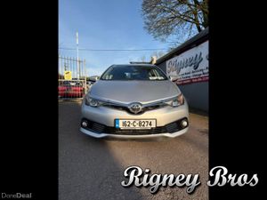 Toyota Auris 1.6 D-4D ICON TSS 5DR 110BHP D - Image 2