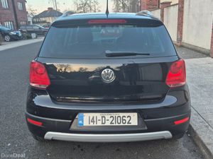 Volkswagen Polo CROSS 1.2 TDI 2014 - Image 4