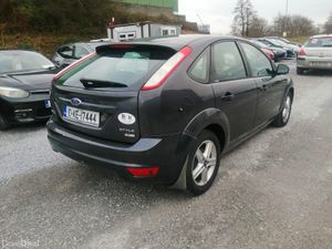 Ford Focus 2010 - Image 4