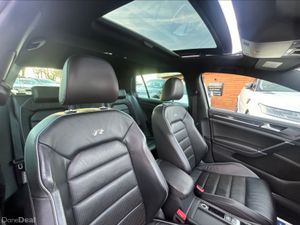 17 VW GOLF R 300 DSG MASSIVE SPECIFICATION - Image 4
