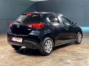 Mazda Demio 1.3L AUTOMATIC - MULTI FUNCTION STEERI - Image 4