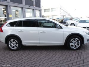 2016 VOLVO V60 CROSS COUNTRY - Image 3