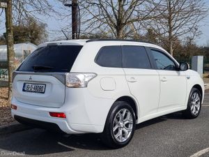 2015 MITSUBISHI OUTLANDER HYBRID AUTO NCT'd €8,990 - Image 2