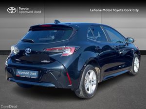 Toyota Corolla HYBRID LUNA H/B 4DR AUTO - Image 2