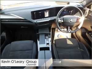 Opel Astra GS 54KWh EV 155PS - Image 2