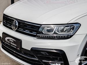 2019 VOLKSWAGEN TIGUAN R-LINE PAN ROOF - Image 3