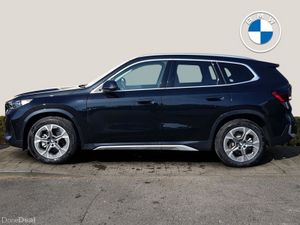 BMW iX1 iX1 eDrive20 Sport - Image 4
