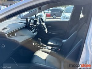 Toyota Corolla 1.8 Hybrid Sol Saloon - Image 4