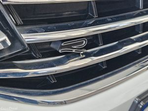 231 VOLKSWAGEN TIGUAN R-LINE - Image 4