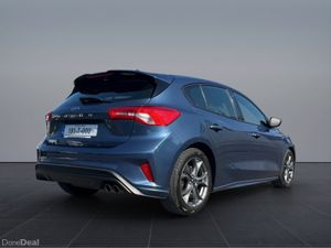 Ford Focus ST-LINE TDCI - Image 4