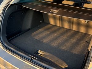 Volkswagen Golf Estate Mk7.5 Automatic 2018 - Image 4