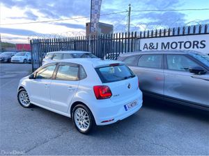 15 VW POLO AUTOMATIC LOW KLM - Image 4