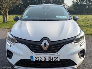 RENAULT CAPTUR LIMITED LOW KMS - Image 2