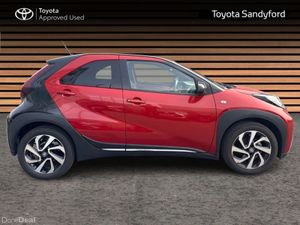 Toyota Aygo X DESIGN // NEW MODEL // REAR CAMERA / - Image 3