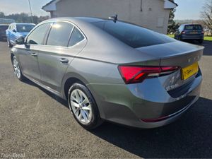 Skoda Octavia SE L TDI S-A DSG - Image 4