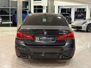 BMW 5-Series 530e M-SPORT=LOW MILES//D REG//HUGE S - Image 4