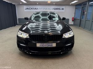 BMW 5-Series 523D - Image 2