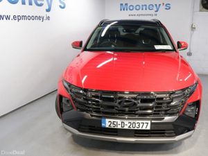 Hyundai Tucson PLUG IN HYBRID - EX DEMO - PLATINUM - Image 2