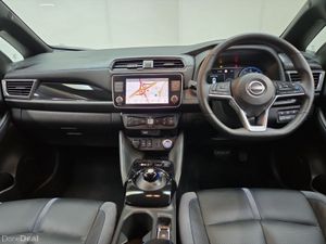 Nissan Leaf Tekna SVE 40KWH EV 2TONE - Image 4