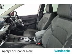 Nissan Qashqai ePower SV Premium low mileage - Image 4
