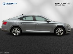 Skoda SUPERB Diesel Hatchback SE Technology - Image 4