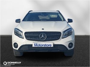 Mercedes-Benz GLA Class Gla Hatchback Urban Editio - Image 3