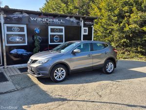 Nissan Qashqai 1.5 DSL SV CONNECT 4DR - Image 2