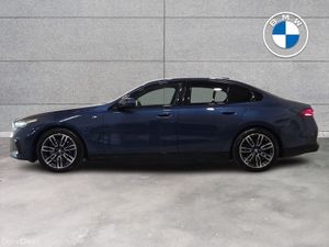 BMW i5 eDrive40 M Sport Saloon - Image 4