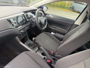 Volkswagen Polo TRENDLINE 1.0TSI 80HP MANUAL - Image 3