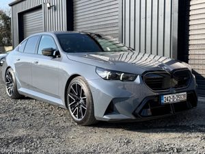 242 BMW M5 Carbon Package - Image 4