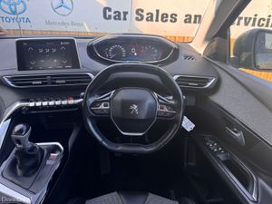 181 Peugeot 3008 1.2 PureTech 130bhp Allure - Image 4