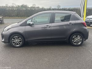 Toyota Yaris YARIS - Image 4