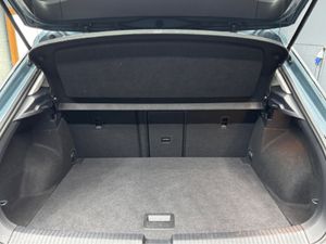 Volkswagen T-Roc STYLE 2.0 TDI MANUAL 6SPEED FWD 1 - Image 3