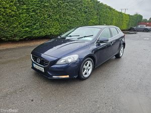 Volvo V40 2016 D2 2.0 SE 120 - Image 2