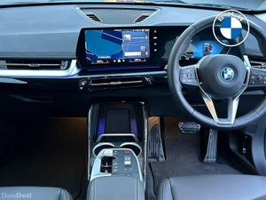 BMW iX1 eDrive20 xLine - Image 4