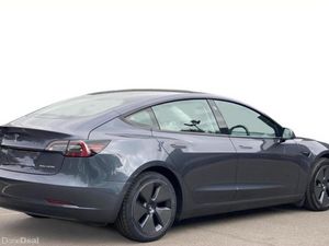 212 Tesla Model 3 Long Range - Image 2