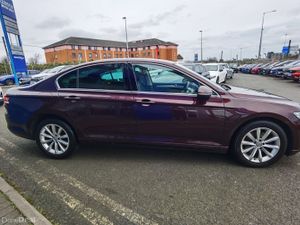 VOLKSWAGEN PASSAT 2.0TDI COMFORTLINE 150BHP - Image 4