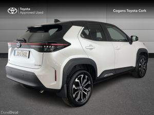 Toyota Yaris Cross YARIS CROSS LUNA SPORT - Image 2