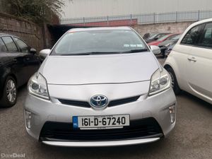 Toyota Prius 2016  hybrid automatic - Image 2