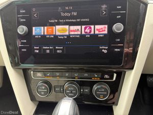 Volkswagen Passat 1.4 TSI AUTO HI-LINE SALOON - Image 4