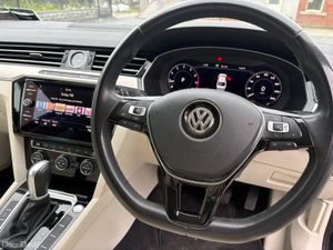 Volkswagen Passat 1.4 TSI AUTO HI-LINE SALOON - Image 2