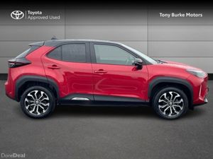 Toyota Yaris Cross LunaSport - BiTone - 1.5 Hybrid - Image 3