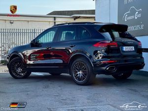 PORSCHE CAYENNE PLATINUM EDITION V6 - Image 2