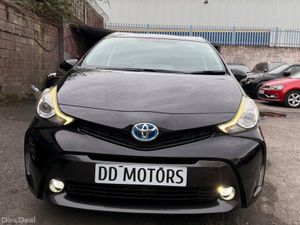 Toyota  Prius Alfa 2017  Automatic  7 seater - Image 2