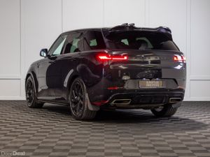 222 Range Rover Sport P440e Dynamic SE - Image 4