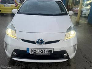 2014 Toyota Prius Hybrid Automatic - Image 2